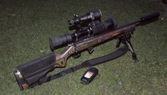 Seek Reveal Pro Handheld Thermal Imager - image {image:count}