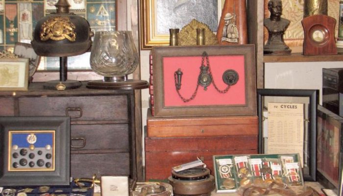 Atticy Antiques Shop Review - image {image:count}