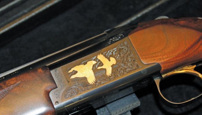 Browning 725 Black Hunter - image {image:count}
