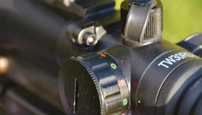 BSA Red Dot Sight - image {image:count}