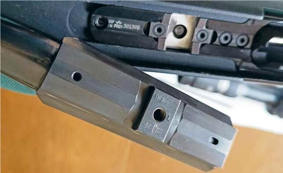 Chapuis Armes Rols Straight Pull Rifle - image {image:count}
