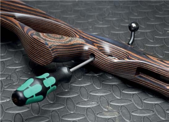 CZ457 Thumbhole Laminate - image {image:count}