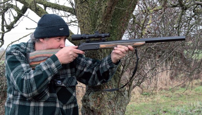 H & R Ultra Slug  Gun - image {image:count}