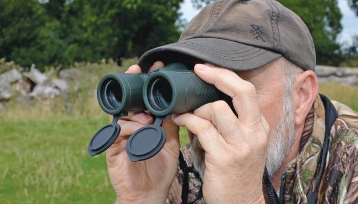 Hawke Endurance ED 8 x 32 Binoculars - image {image:count}