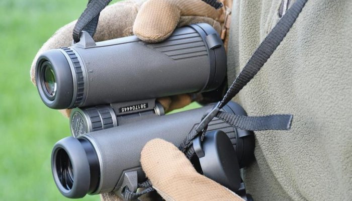 Hawke Frontier Binoculars - image {image:count}