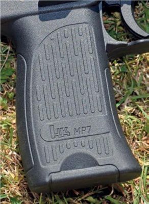 Heckler & Koch MP7 - image {image:count}