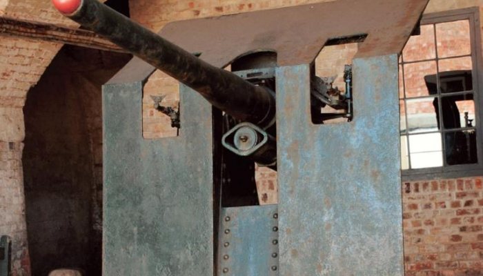 Hurst Castle - image {image:count}