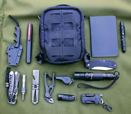 Maxpedition Pouches - image {image:count}