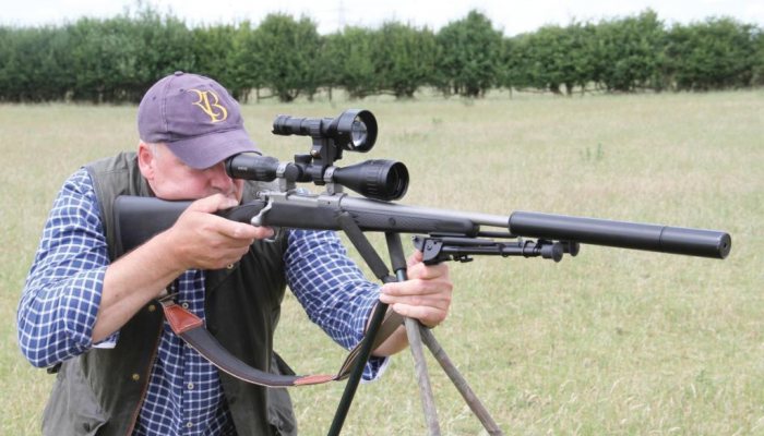 Nightmaster NM1 Long Range Hunting Light - image {image:count}