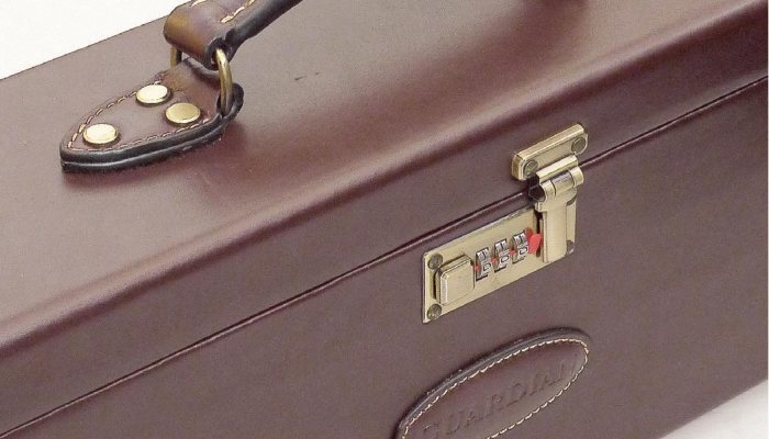 Sportsman gun centre luggage - image {image:count}