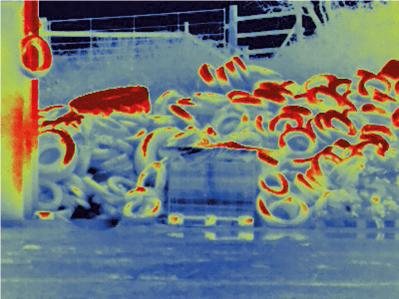 TrackIR-35 Thermal Imaging Monoculars - image {image:count}