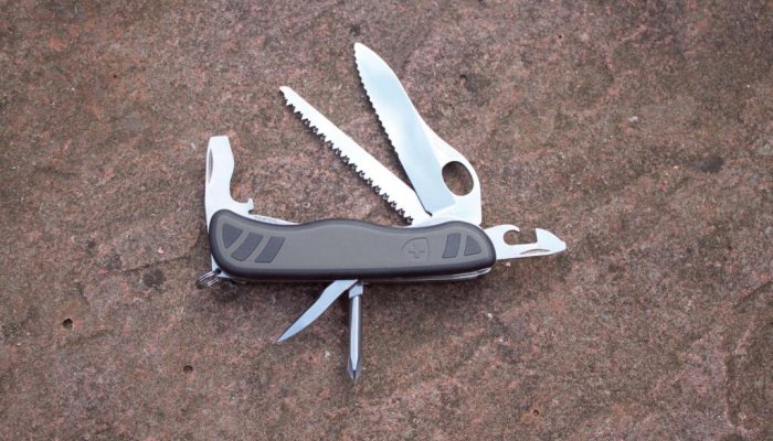 Victorinox Soldier’s Knife 08 - image {image:count}