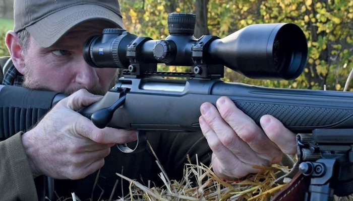 Zeiss Victory V8 - image {image:count}