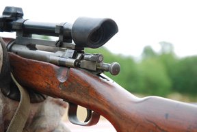 Springfield 1903 A4 rifle - image {image:count}