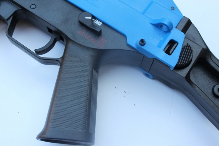 H&K UMP Two Tone RIF | Airsoft Rifle Reviews | Gun Mart