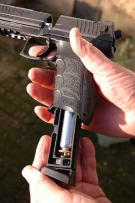 Umarex Heckler & Koch P30 - image {image:count}