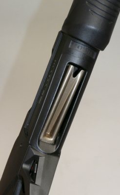 Benelli Super Nova shotgun - image {image:count}