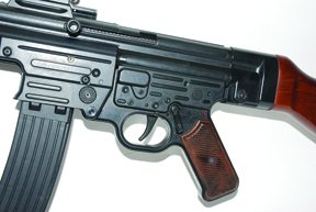 STG 44 - image {image:count}