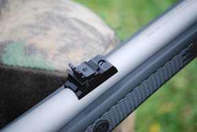 Ruger M77 Hawkeye Compact Magnum - image {image:count}