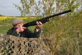 Browning Maxus Synthetic 12g - image {image:count}