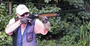 Franchi Fast semi auto shotgun - image {image:count}