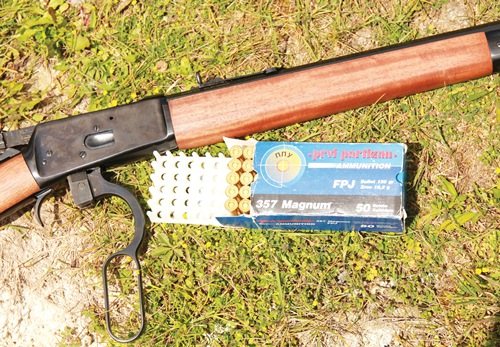 Rossie lever-action rifle - image {image:count}