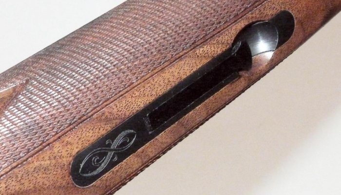 Browning B725 Black & Gold Hunter G1 - - image {image:count}