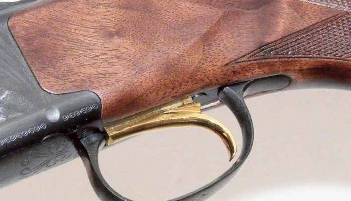 Browning B725 Black & Gold Hunter G1 - - image {image:count}