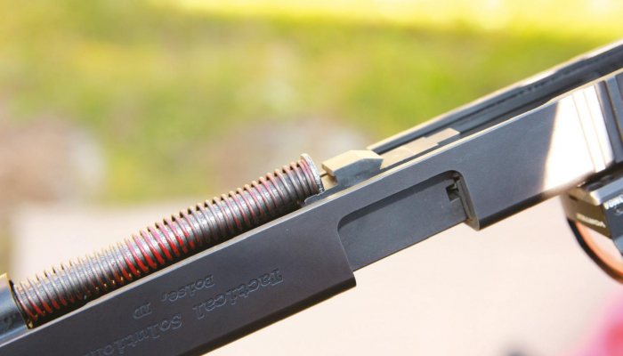 SRC17 Long barrelled pistol - image {image:count}