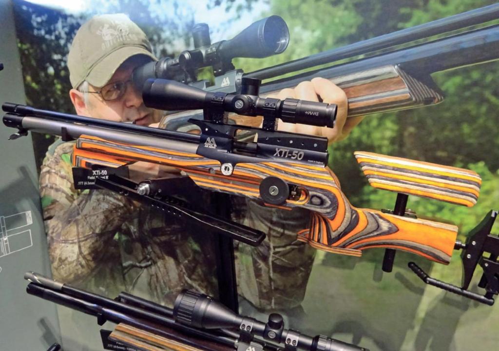 AIR ARMS