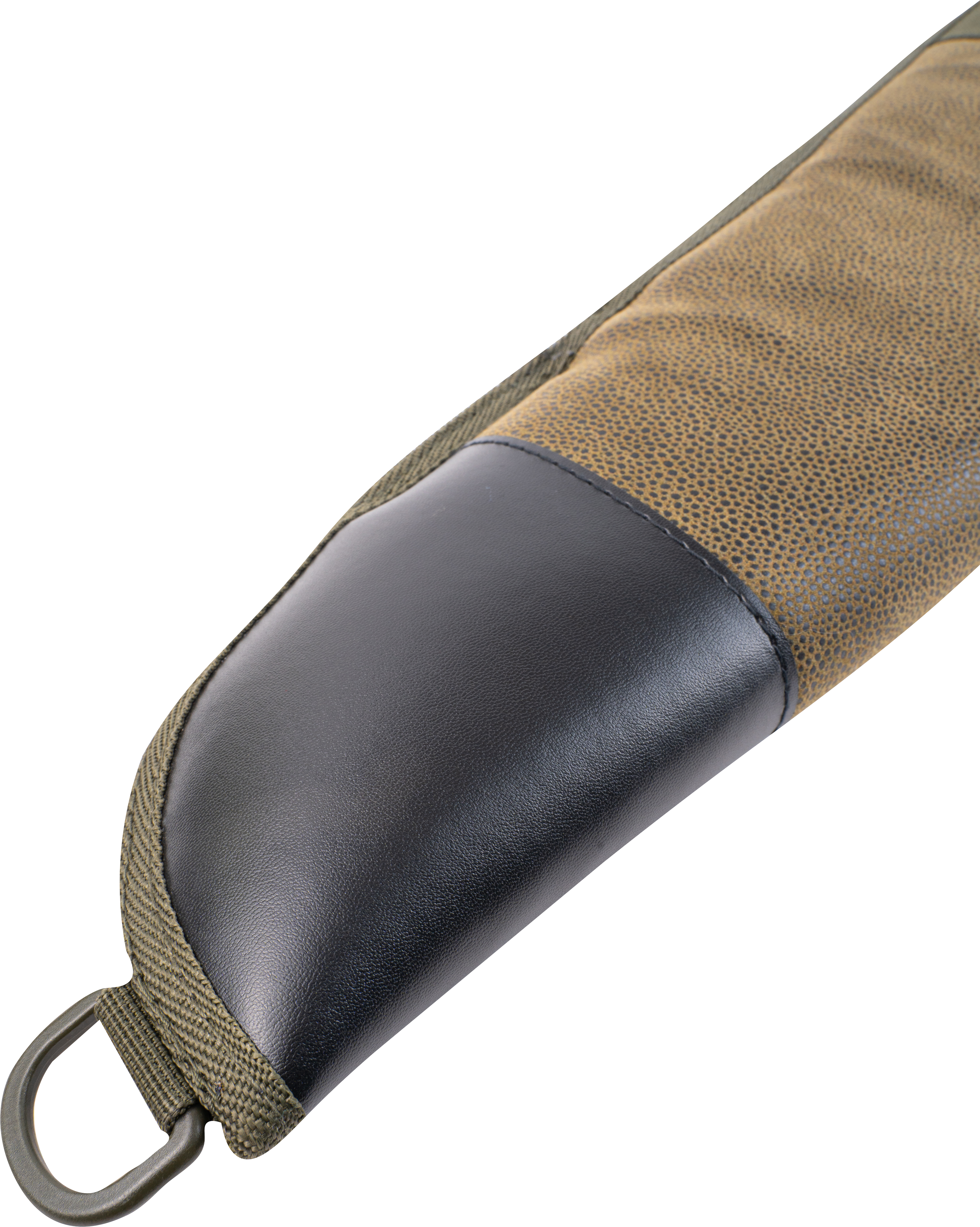 Detail of the adjustable shoulder strap and strong carrying handle on the gun slip.