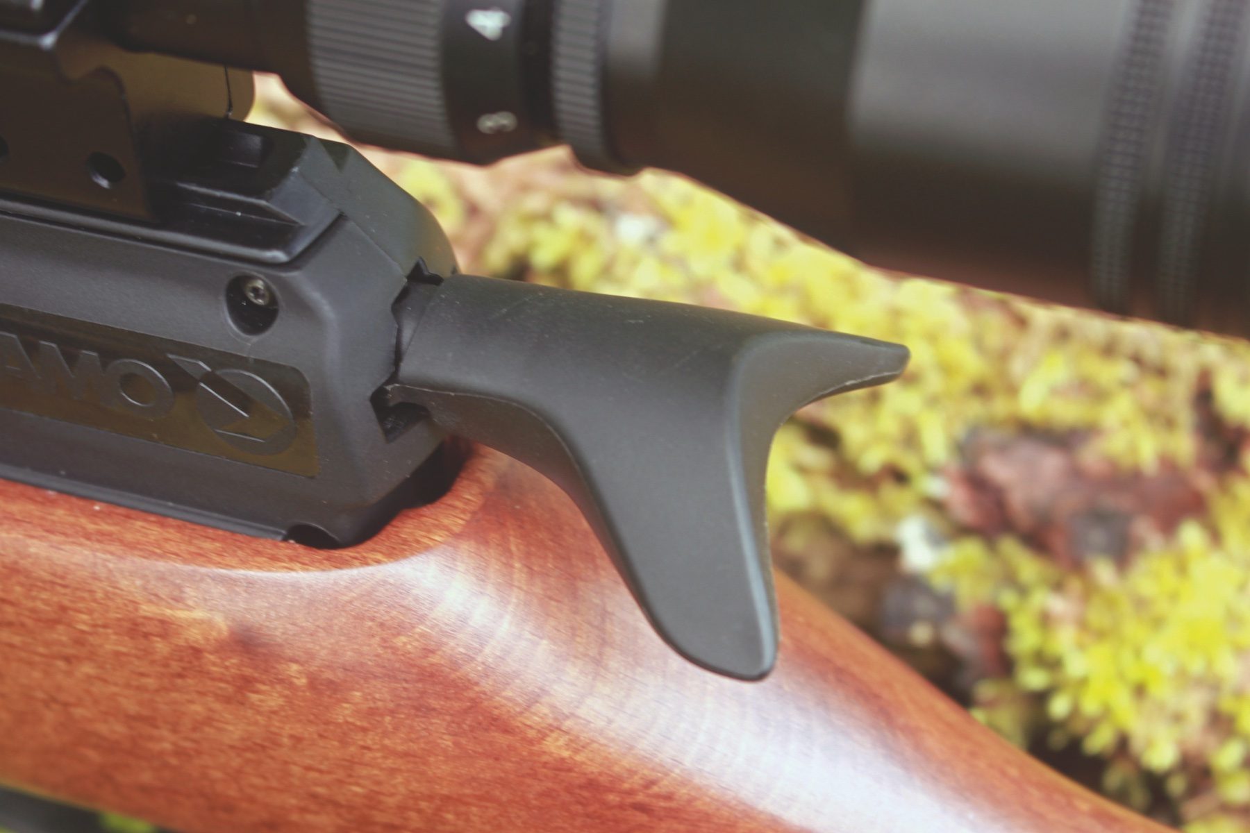 Arrowhead cocking bolt on the Gamo Riser Punisher
