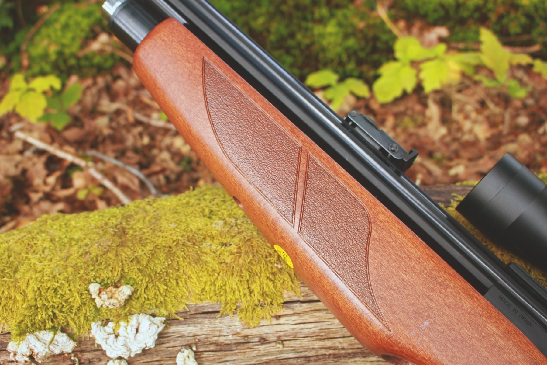 Pressed chequering on the Gamo Riser Punisher forend