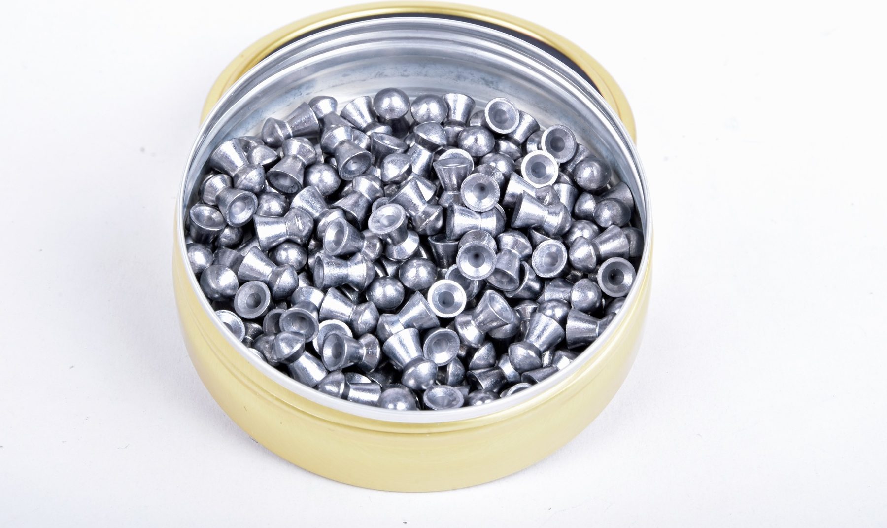 Open tin of QYS .22 Domed airgun pellets