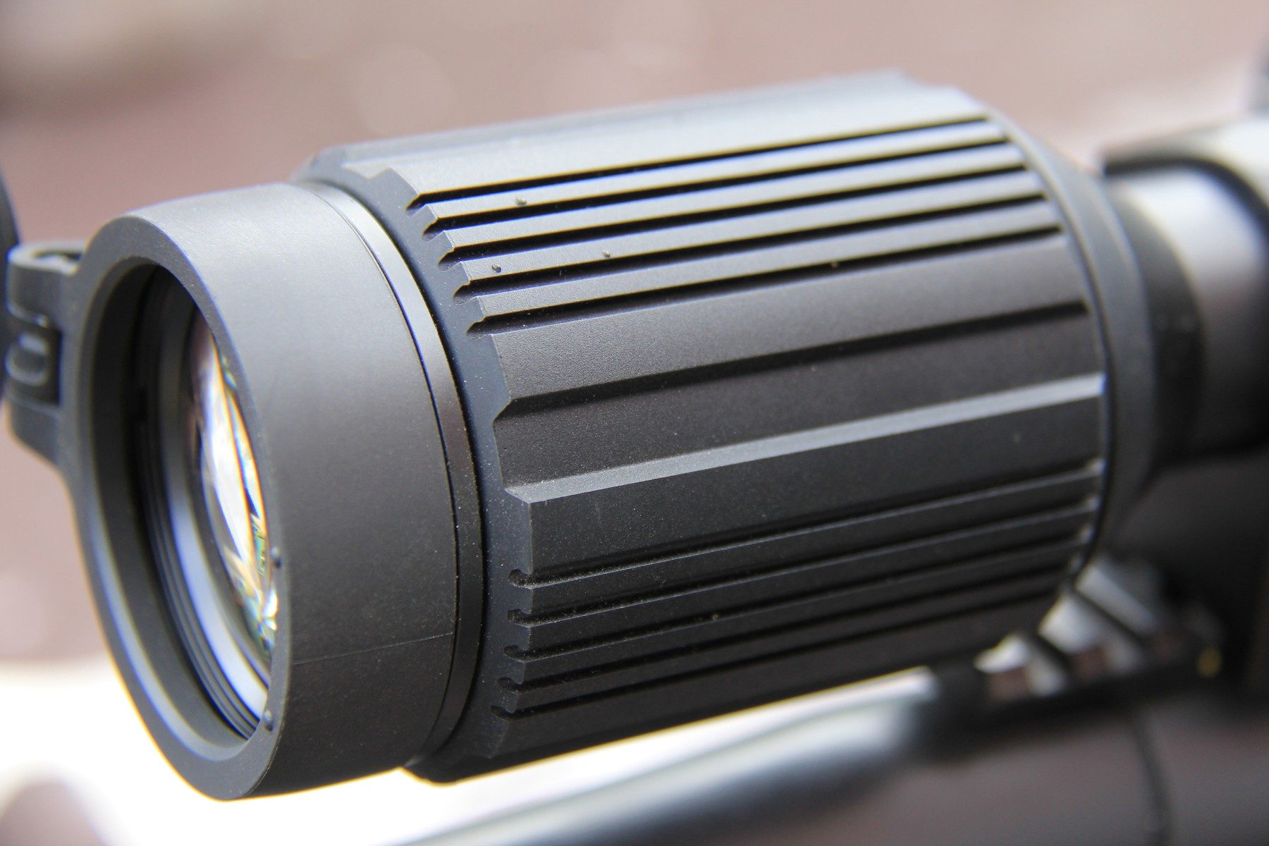 The large ribbed focus ring on the objective end of the RIX Tourer T50 4K