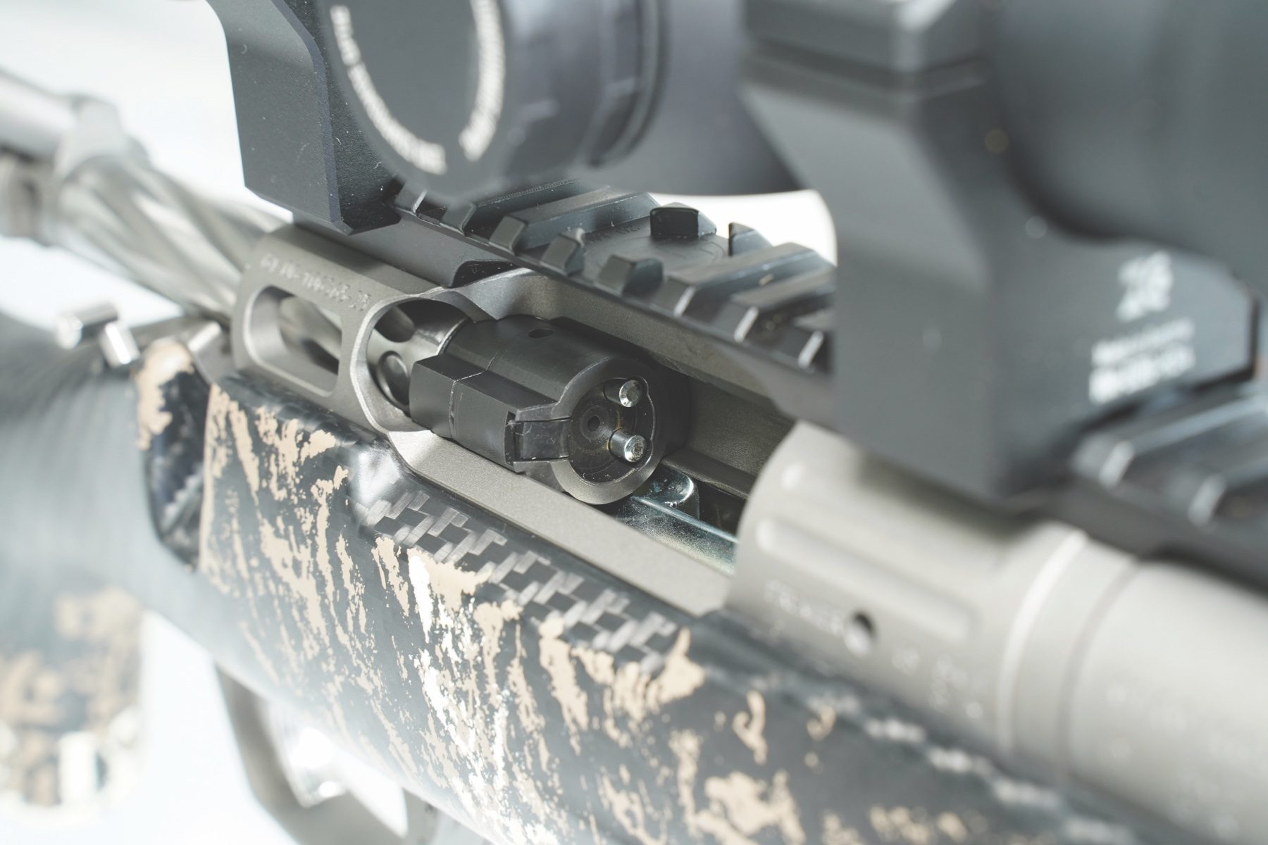 Floating bolt head with twin ejectors and extractor on the Bergara CIMA Pro