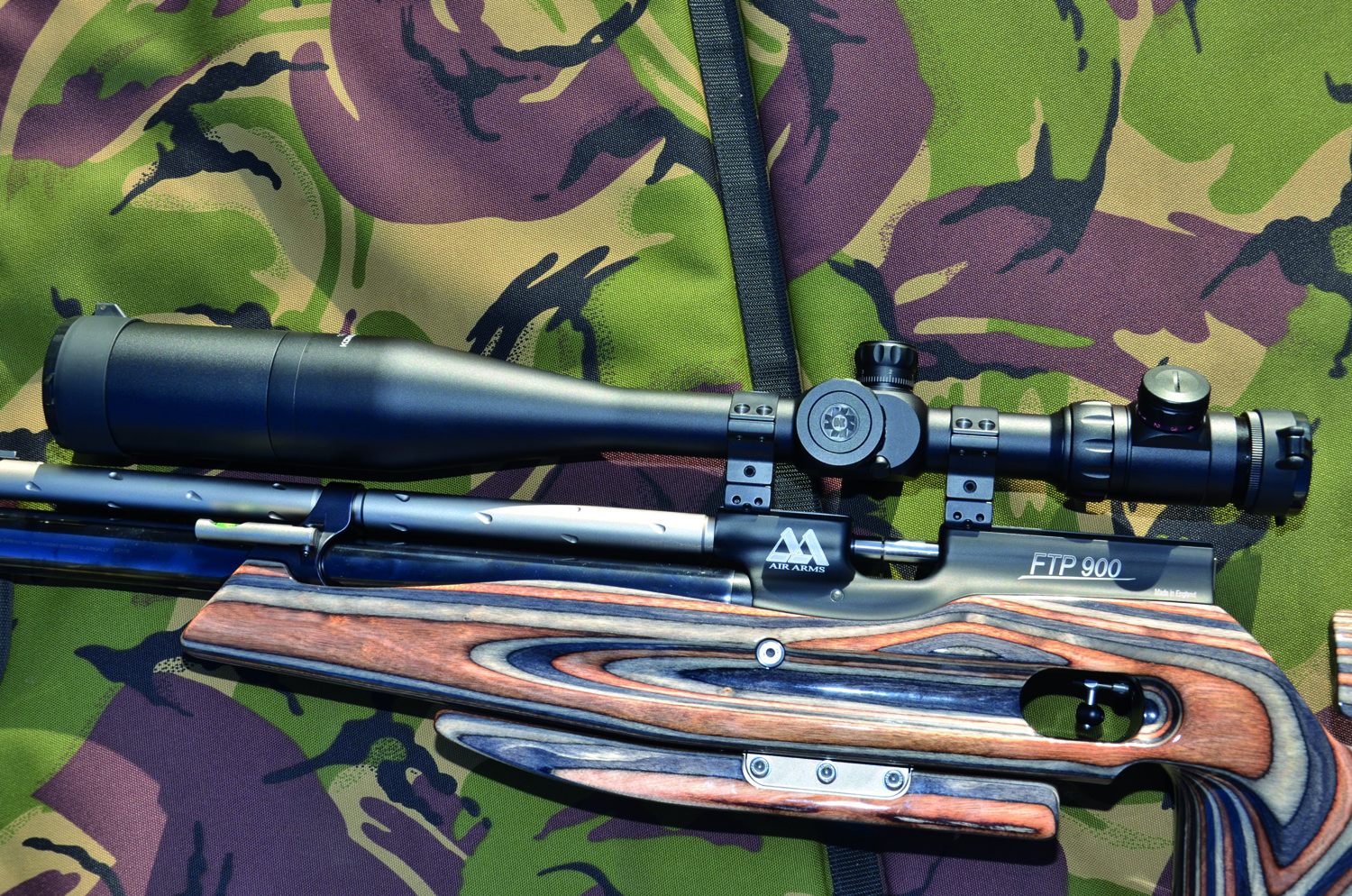 KONUSPRO M30 12.5-50x56